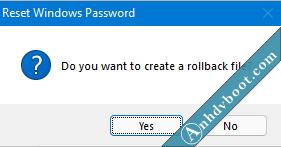 Sao lưu tài khoản trước khi thực hiện phá mật khẩu với phần mềm Reset Windows Password
